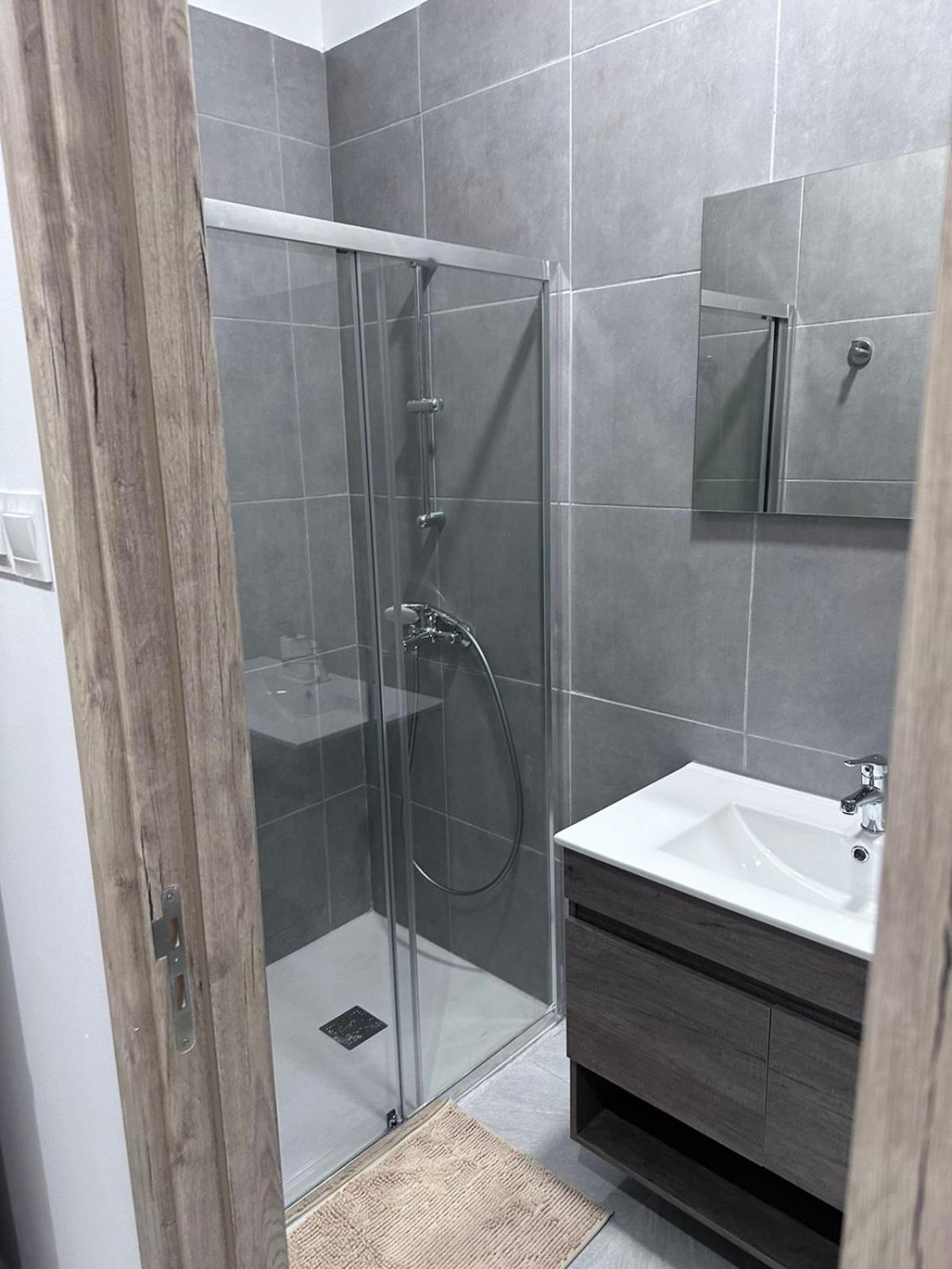 Ivi Apartments Ajía Nápa Eksteriør bilde